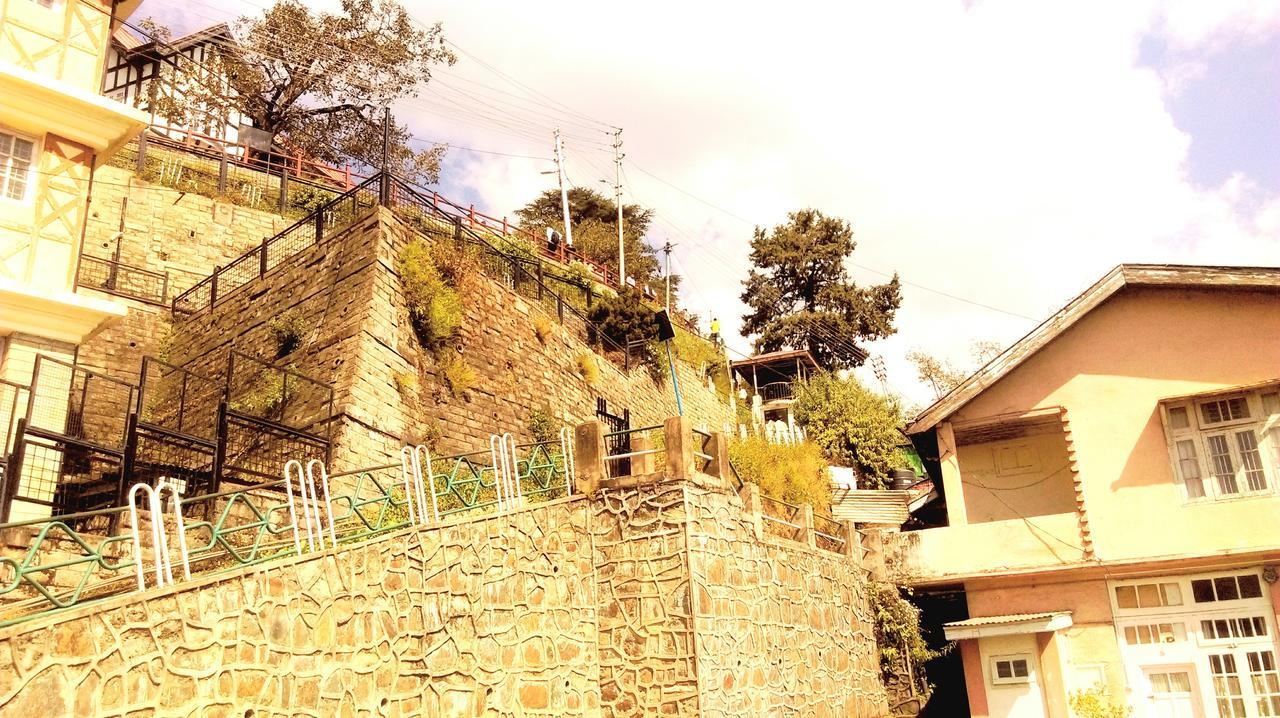 The Thistle Lodge Shimla Buitenkant foto